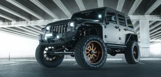 Jeep-Wrangler-Unlimited-Nighthawk-Front-1024x488.jpg