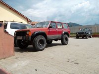 Jeep profil dreapta spate.jpg