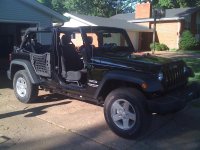 driveway jeep frt..jpg