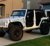 Jeep topless.jpg