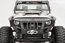 GRUMPER_JEEP_FRONT_CLOSEUPrv.jpg