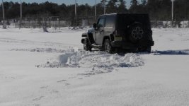 Jeep Snow.jpg