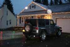 xmas jeep.jpg