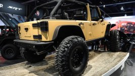 04-jeep-wrangler-sand-trooper-sema.jpg