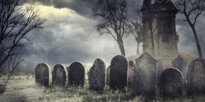 Haunted-Cemetery-800x400.jpg