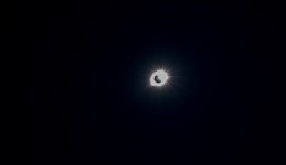 2017 Eclipse Totality 3 2k-1.jpg