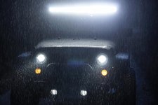 jeep rain2.jpg