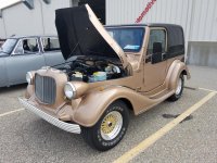 jeep-wrangler-gets-classic-car-makeover-stands-out-like-a-sore-thumb_2.jpg