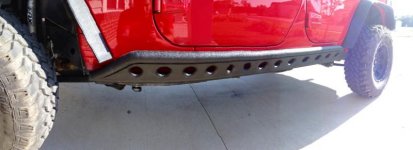 smittybilt src rocker guards with plate.jpg