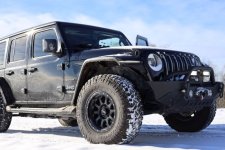 Jeep in Snow Small.JPG