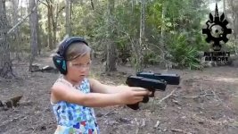 video-little-girl-dual-wielding-two-guns-viewed-over-2-million-times.jpg