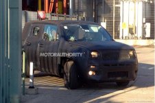 2015-jeep-jeepster-spy-shots_100454036_l.jpg