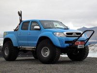 _toyota-hilux-1.jpg