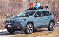 cherokee-trailhawk-accessories.jpg