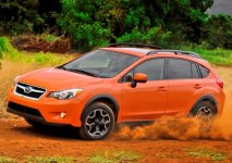 2015-subaru-xv-crosstrek-front-side-action1-600-001.jpg