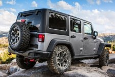 2015-Jeep-Wrangler-Unlimited-Sport-Grey-HD-Wallpaper.jpg