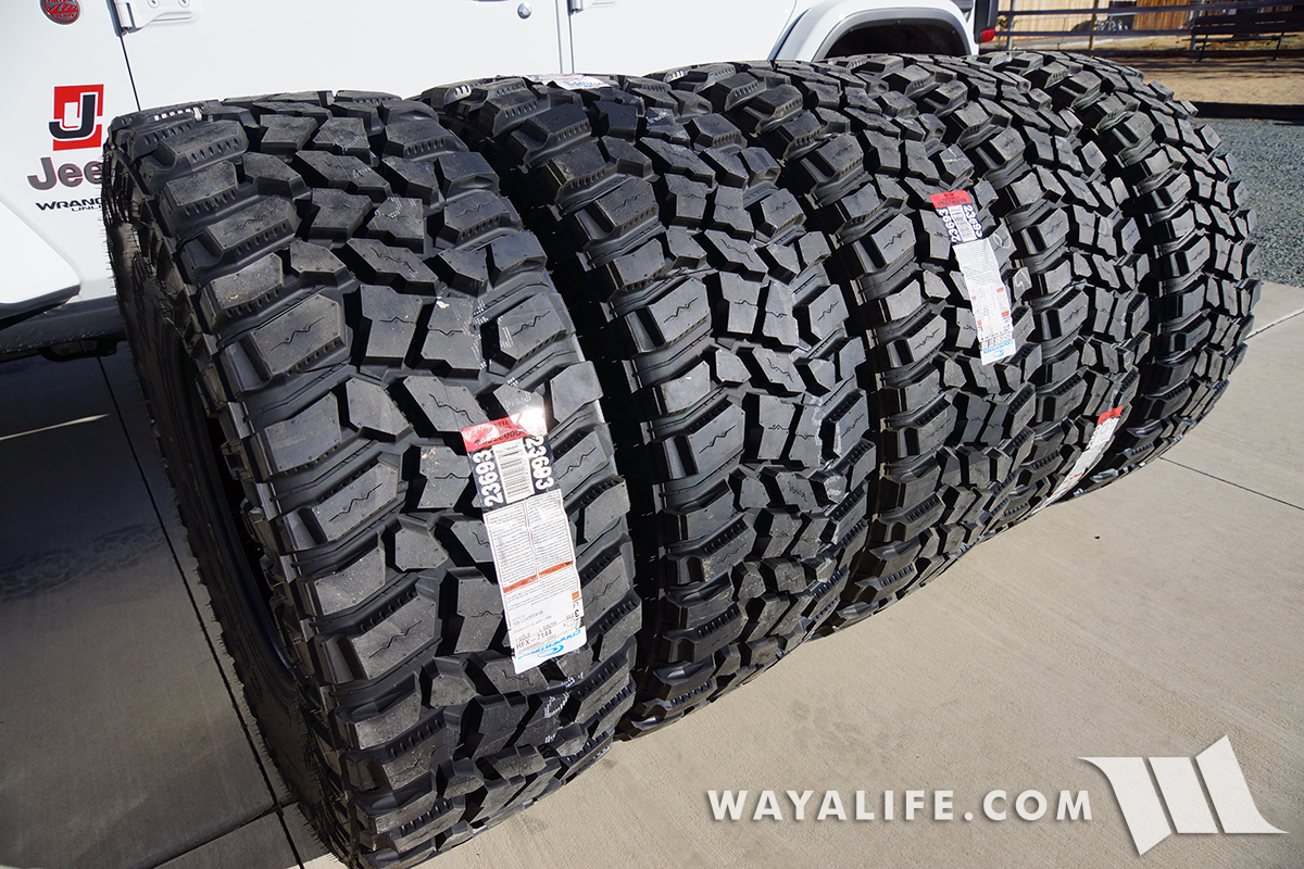 JL Wrangler Cooper STT Pro tires